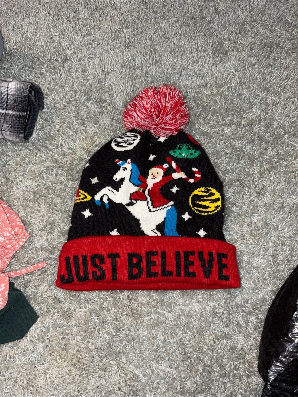 Festive 'Just Believe' Pom Beanie - Black & Red